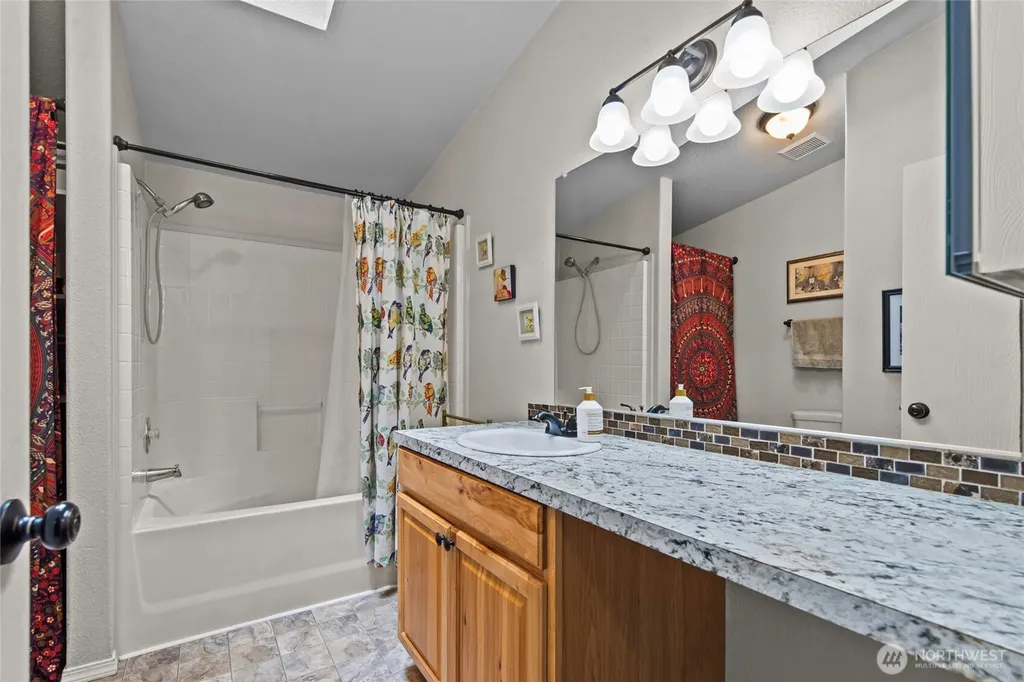 30 N Carp Place N Hoodsport WA 98548