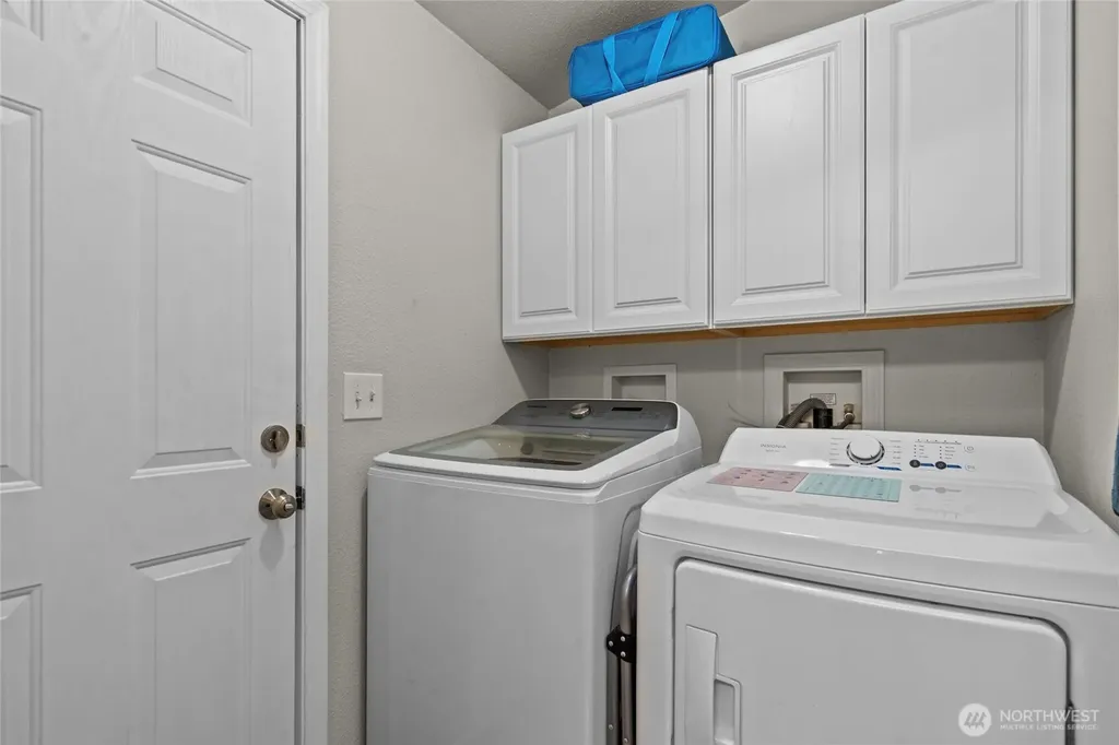 30 N Carp Place N Hoodsport WA 98548