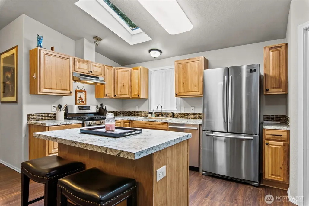 30 N Carp Place N Hoodsport WA 98548