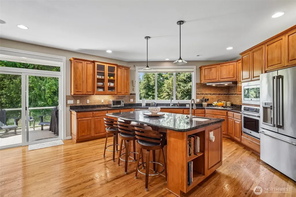 5110 N Foxglove Drive NW Gig Harbor WA 98332