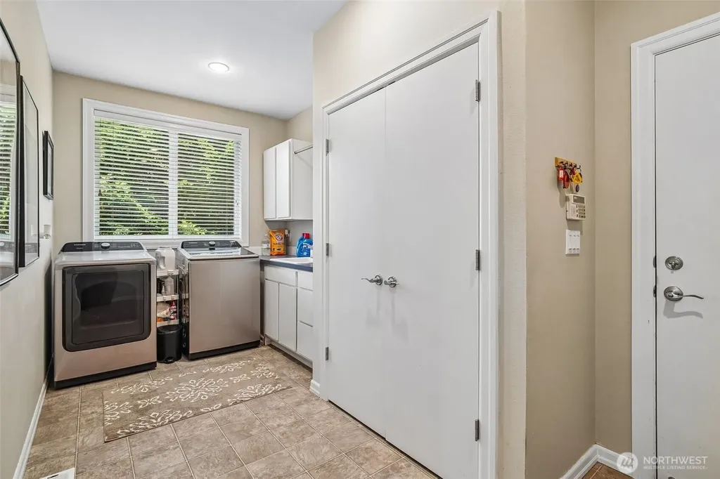 5110 N Foxglove Drive NW Gig Harbor WA 98332