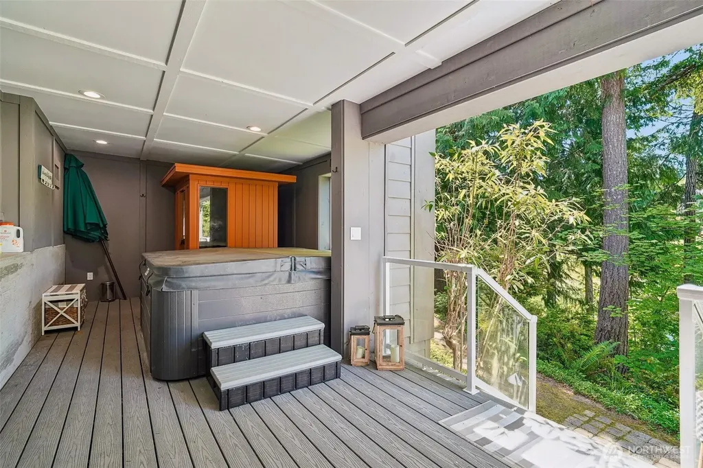 5110 N Foxglove Drive NW Gig Harbor WA 98332
