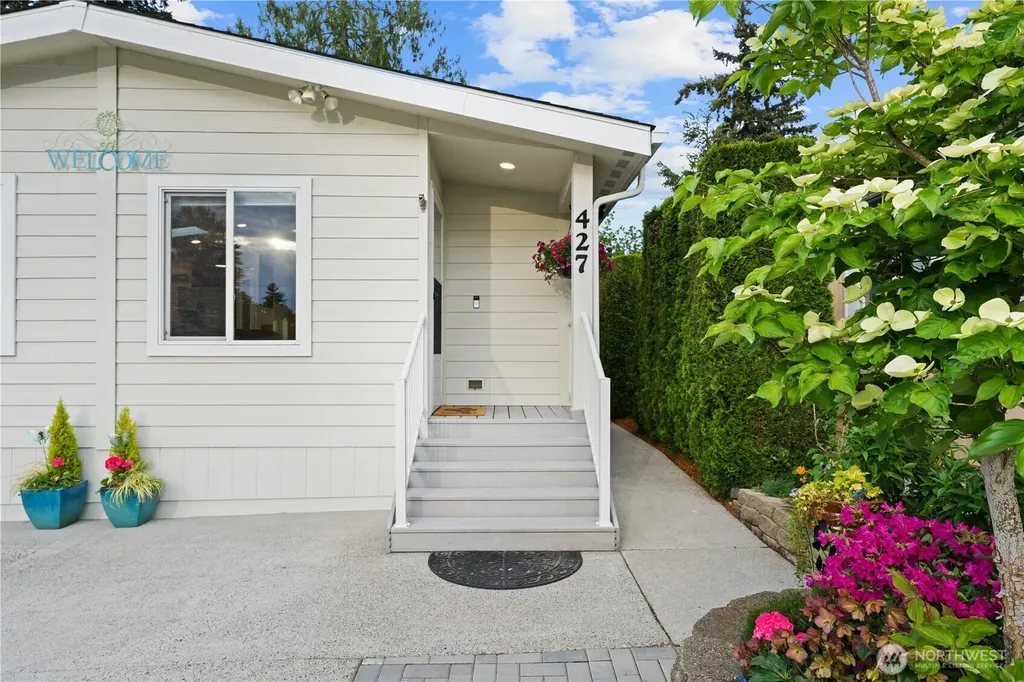 23825 15th Avenue SE Bothell WA 98021