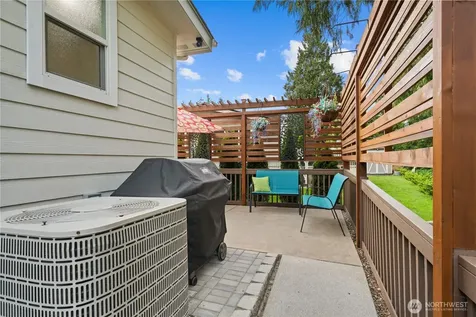 23825 15th Avenue SE Bothell WA 98021