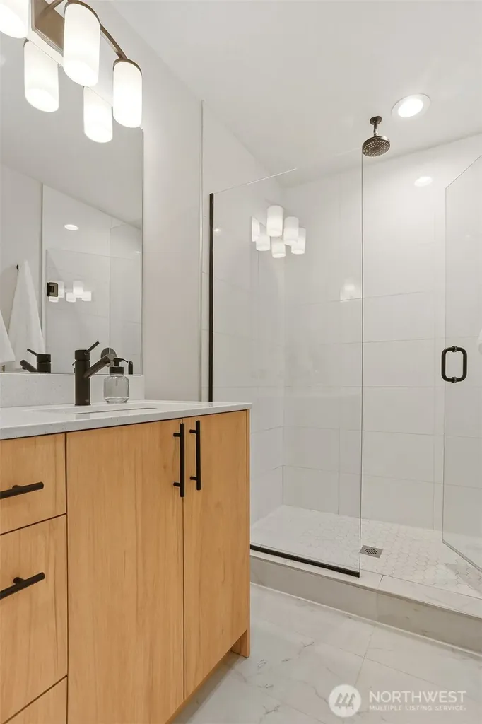 1913 15th Avenue S Seattle WA 98144