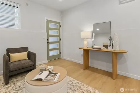 1913 15th Avenue S Seattle WA 98144