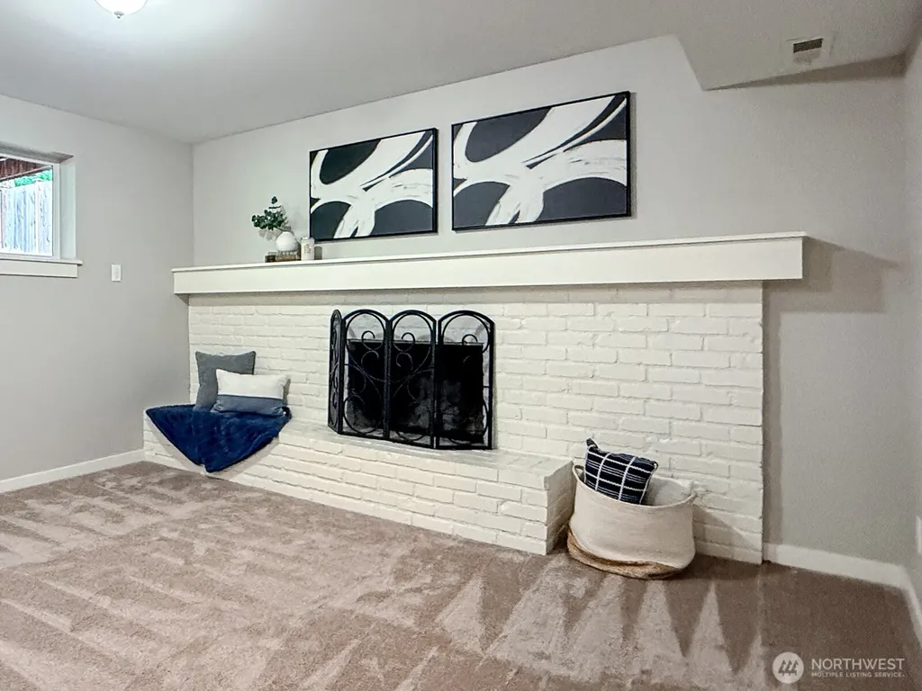 15003 108th Place NE Bothell WA 98011