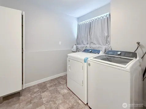 15003 108th Place NE Bothell WA 98011