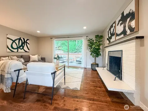 15003 108th Place NE Bothell WA 98011