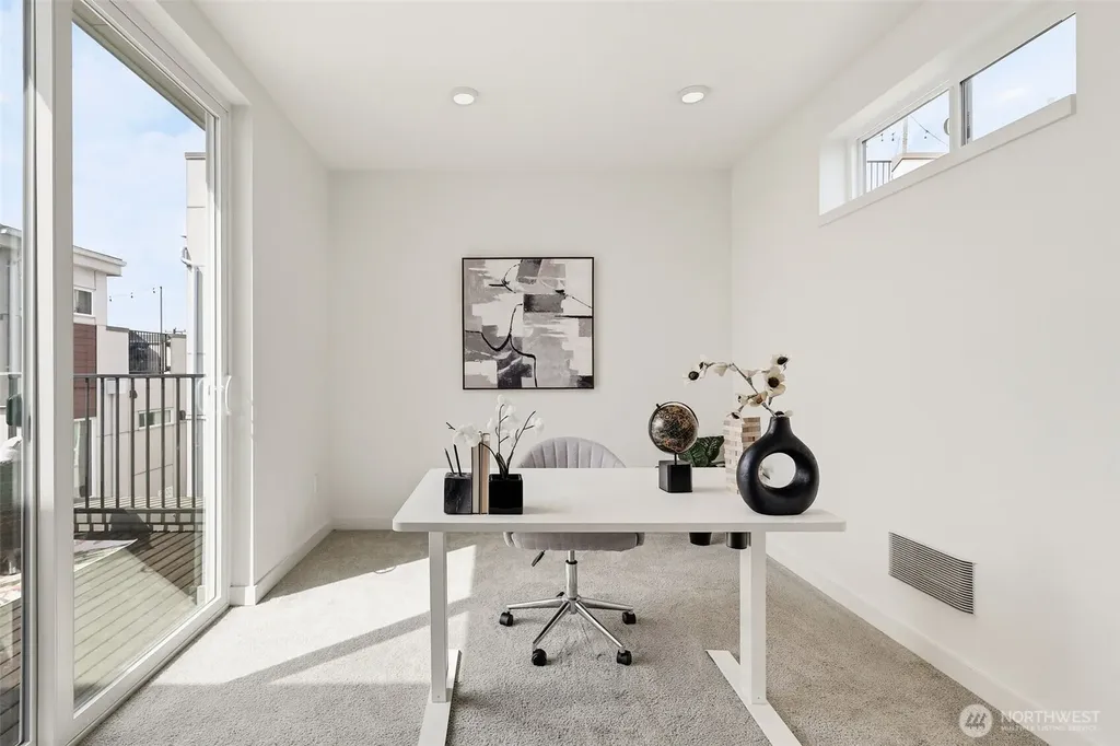 1498 NW 75th Street Seattle WA 98117
