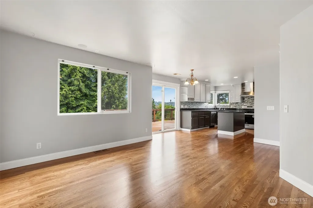 1005 N 29th Street Renton WA 98056