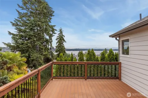 1005 N 29th Street Renton WA 98056