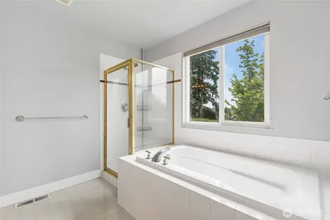 1005 N 29th Street Renton WA 98056