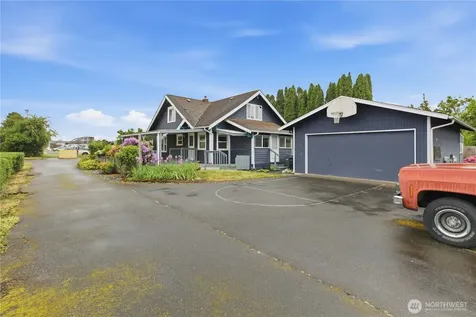 1002 7th Street SW Puyallup WA 98371