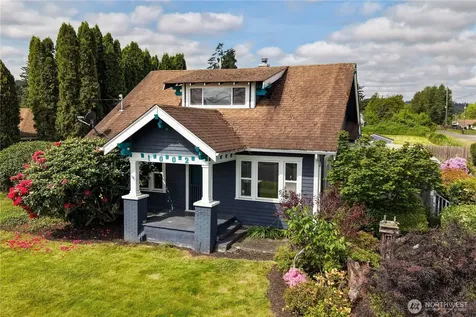 1002 7th Street SW Puyallup WA 98371