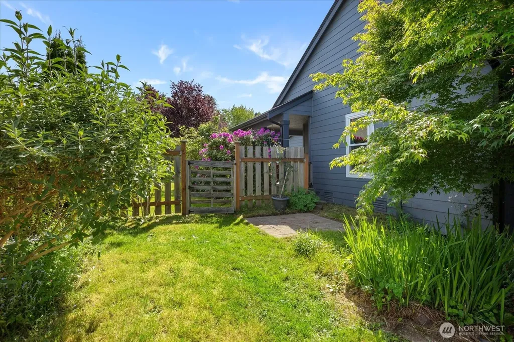 17708 Topper Court Arlington WA 98223