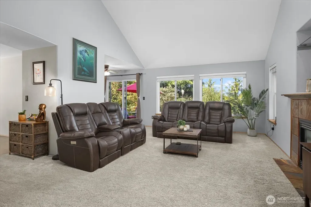 17708 Topper Court Arlington WA 98223