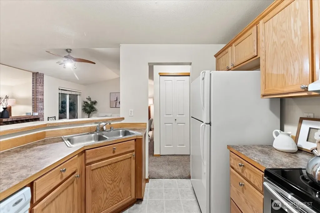 1009 112th Street SE Everett WA 98208