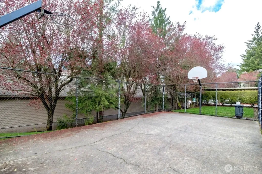 1009 112th Street SE Everett WA 98208