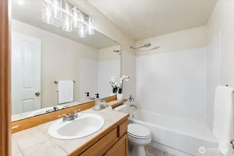 1009 112th Street SE Everett WA 98208