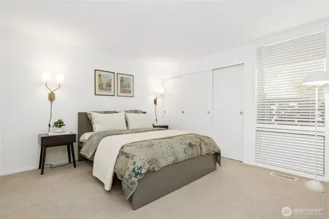 2422 Sahalee Drive W Sammamish WA 98074