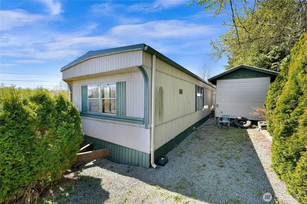 8409 Richard Way Blaine WA 98230