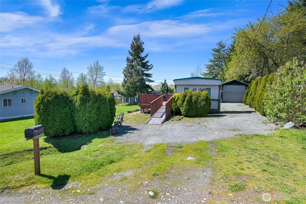 8409 Richard Way Blaine WA 98230