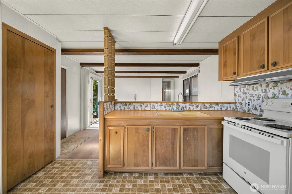 8409 Richard Way Blaine WA 98230