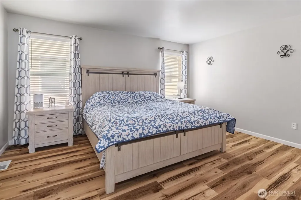1210 Blue Jay Avenue SW Orting WA 98360