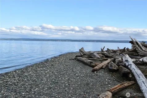 1314 Sunrise Estates Place Camano Island WA 98282