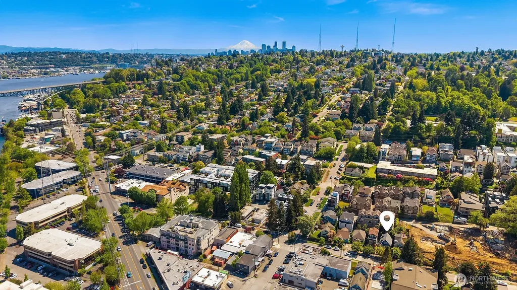 17 W Dravus Street Seattle WA 98119