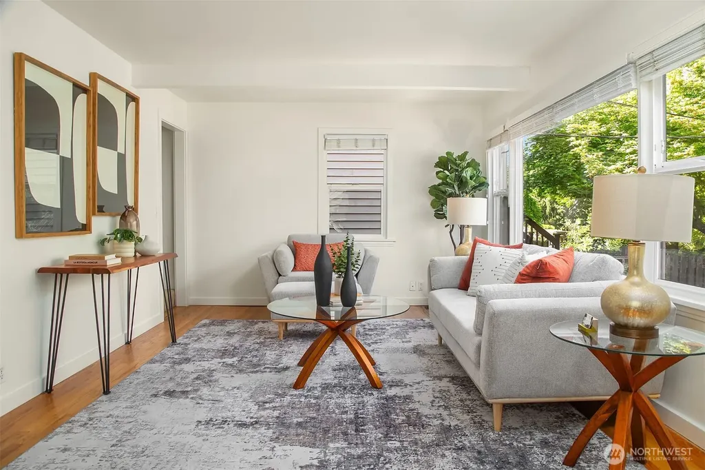 17 W Dravus Street Seattle WA 98119