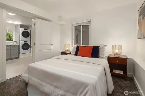 17 W Dravus Street Seattle WA 98119