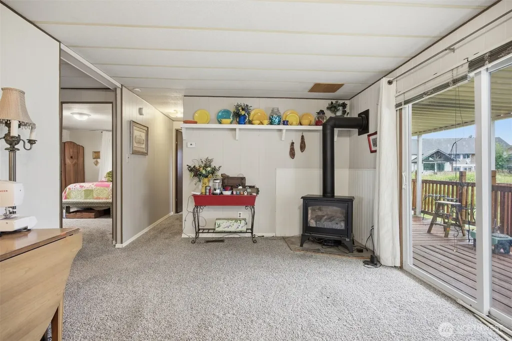 380 E Pole Road Lynden WA 98264