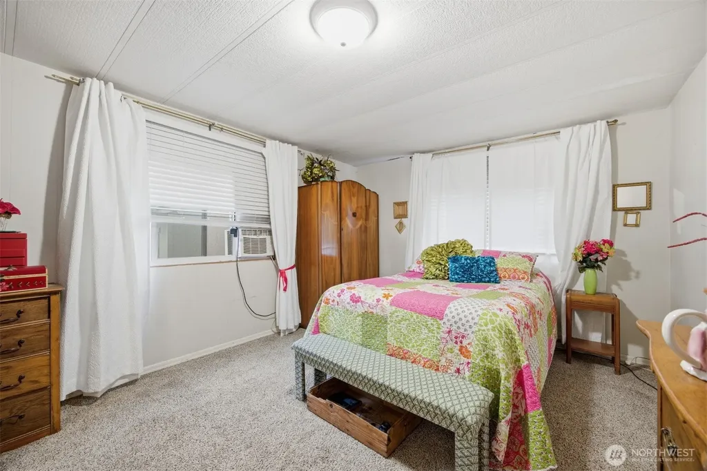 380 E Pole Road Lynden WA 98264