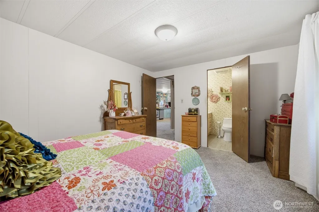 380 E Pole Road Lynden WA 98264