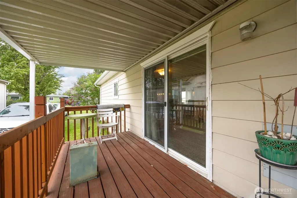 380 E Pole Road Lynden WA 98264
