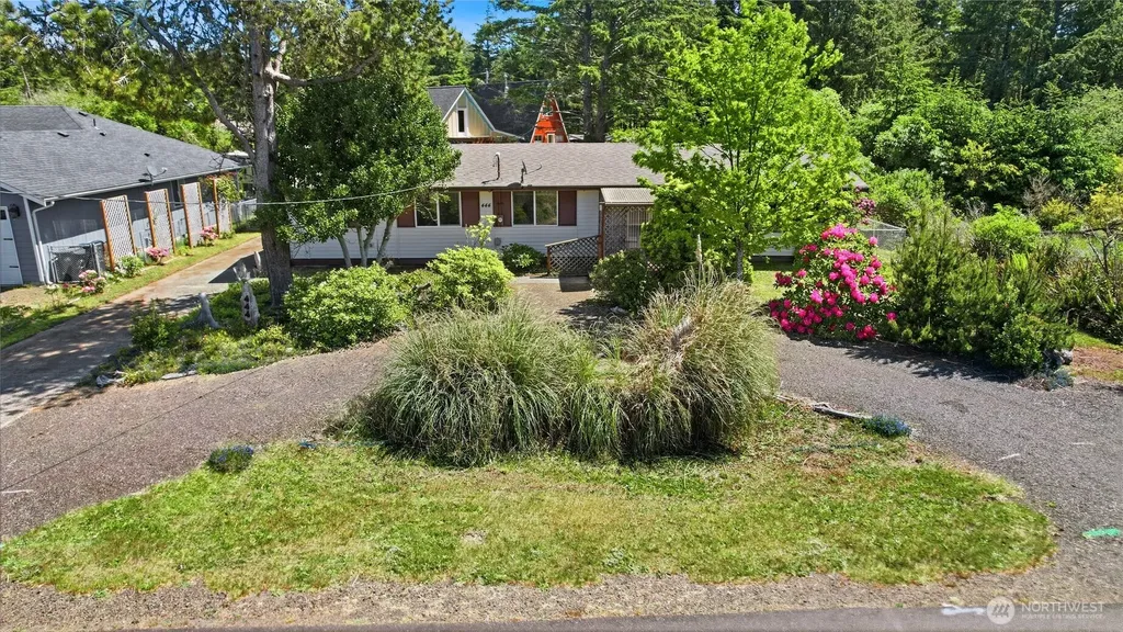 444 Canal Drive SE Ocean Shores WA 98569