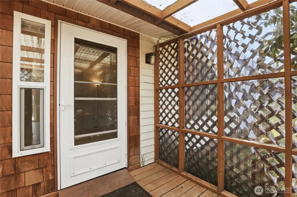 444 Canal Drive SE Ocean Shores WA 98569
