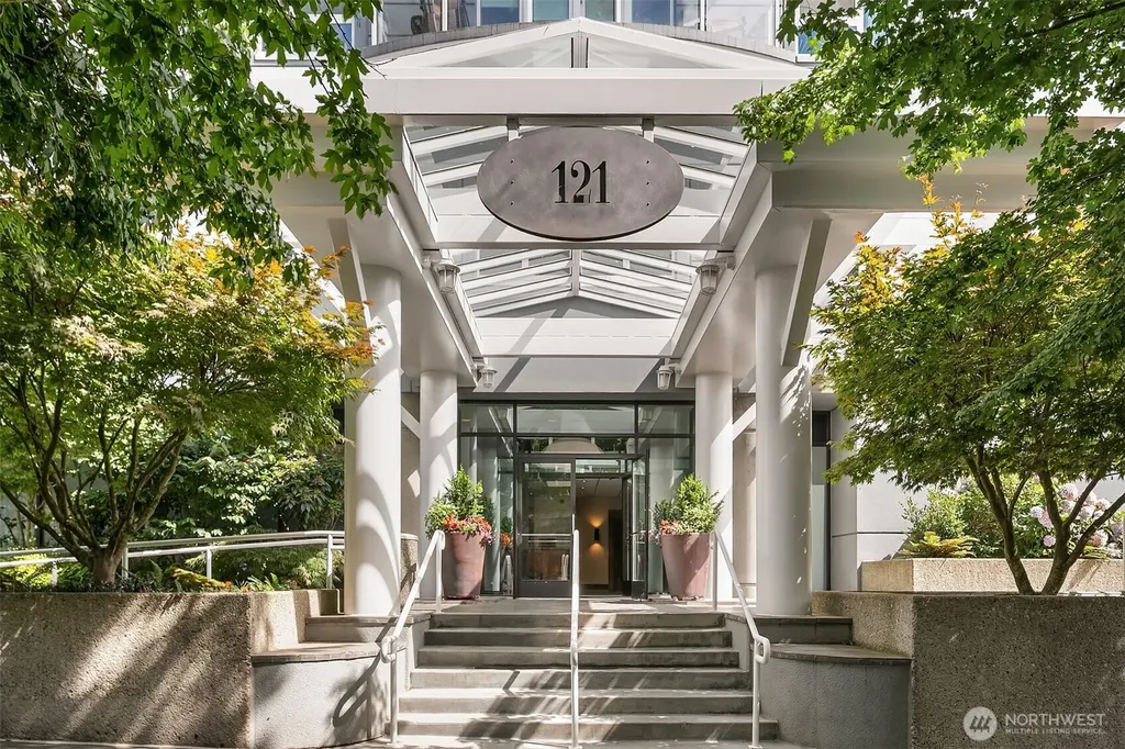 121 Vine Street Seattle WA 98121
