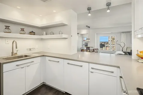 121 Vine Street Seattle WA 98121