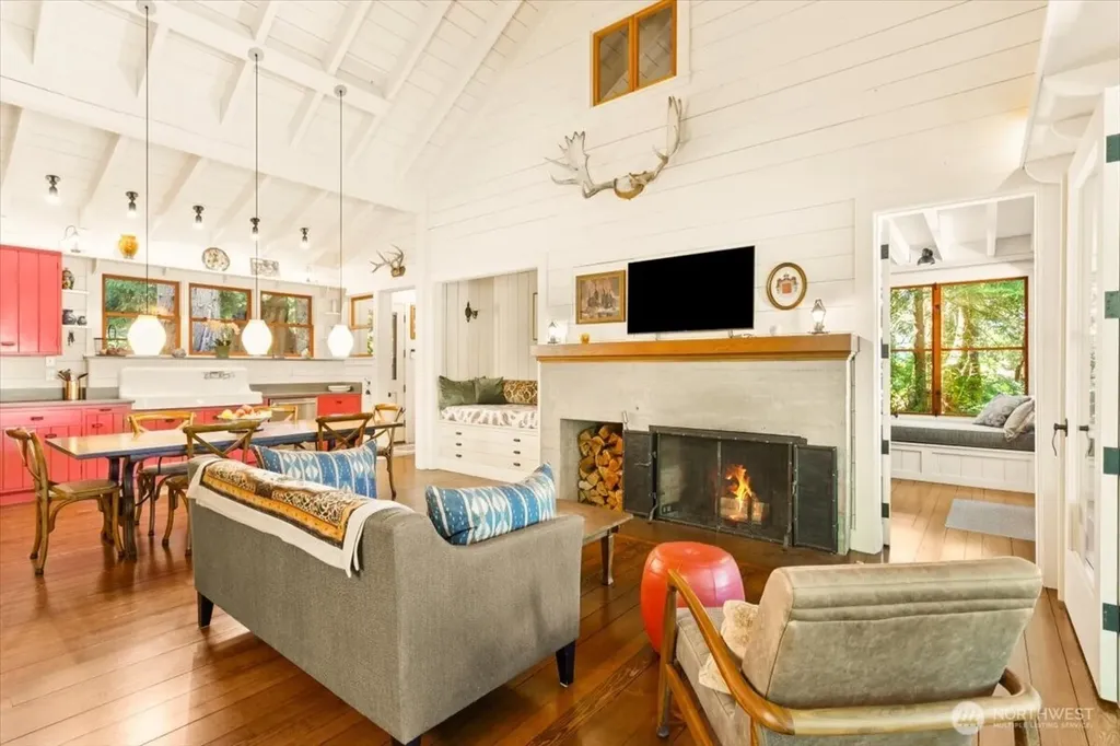 1103 E Ludlow Ridge Road Port Ludlow WA 98365