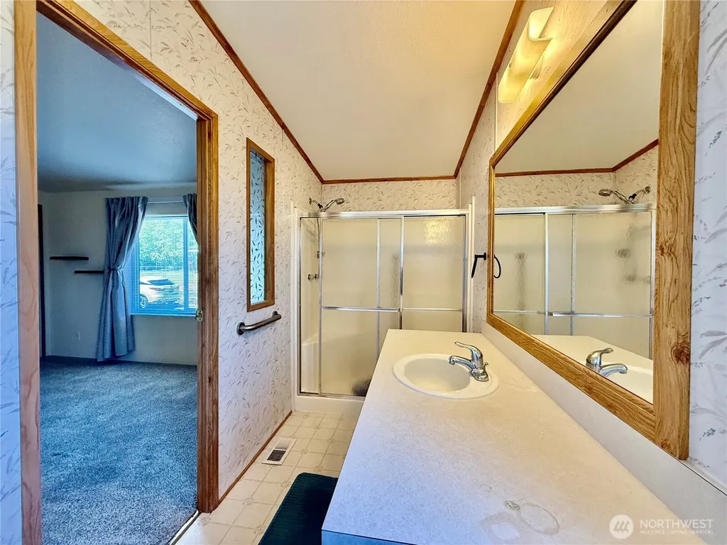 330 Carefree Circle Aberdeen WA 98520
