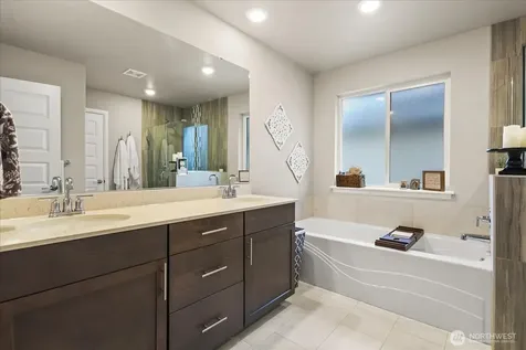932 121st Avenue SE Lake Stevens WA 98258