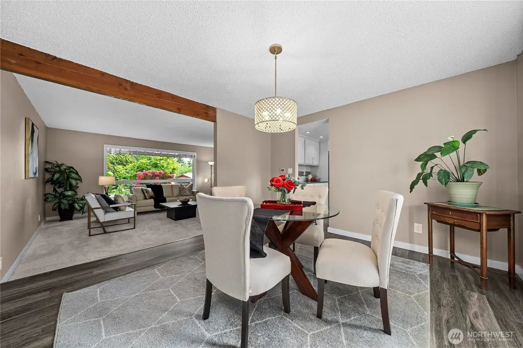 3706 S 256th Court Kent WA 98032