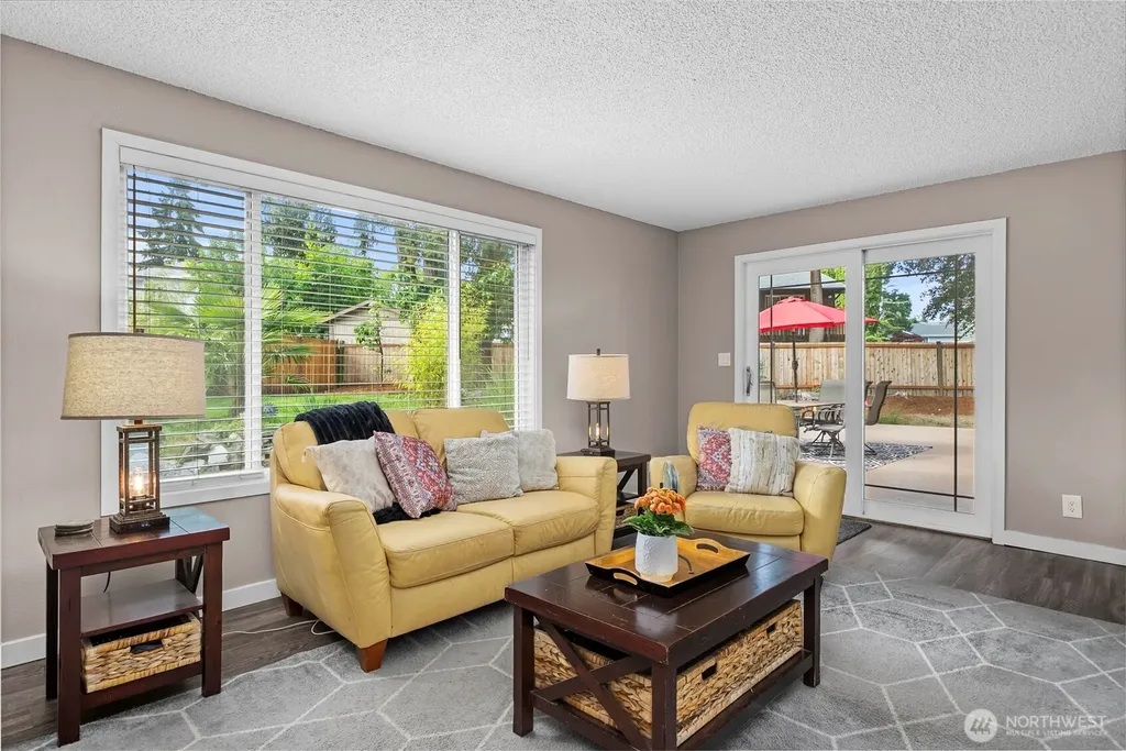 3706 S 256th Court Kent WA 98032