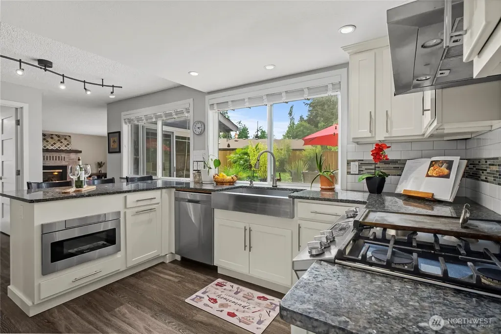3706 S 256th Court Kent WA 98032