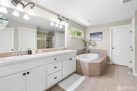16627 37th Drive SE Bothell WA 98012