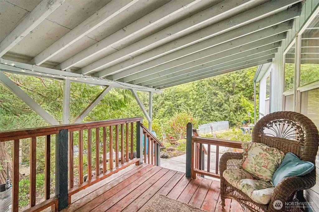 5160 Blacktail Lane Langley WA 98260