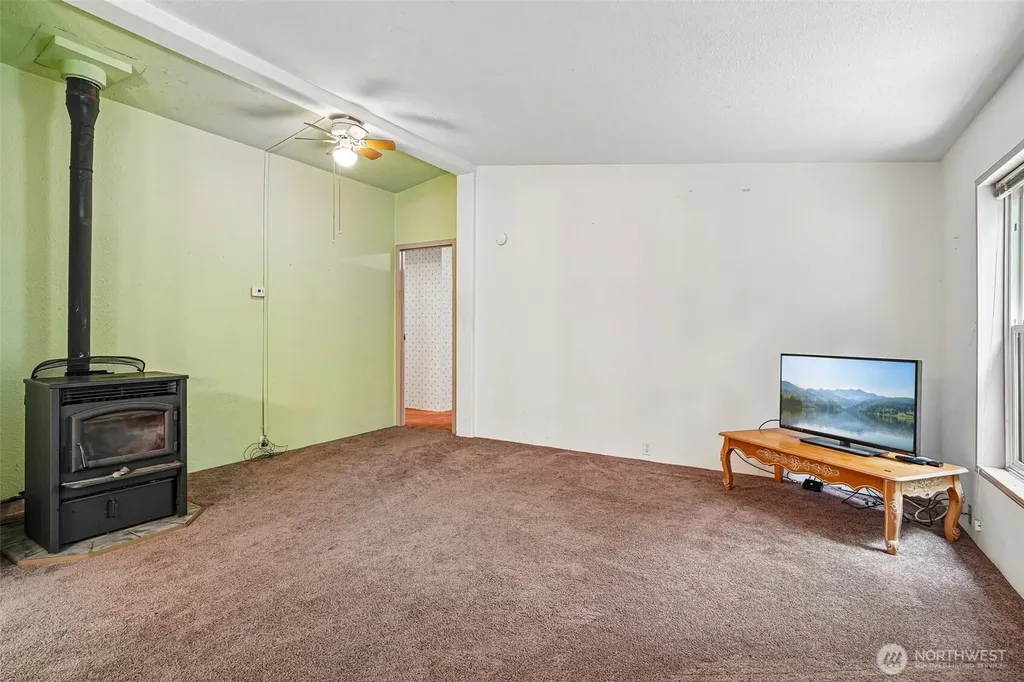 5160 Blacktail Lane Langley WA 98260